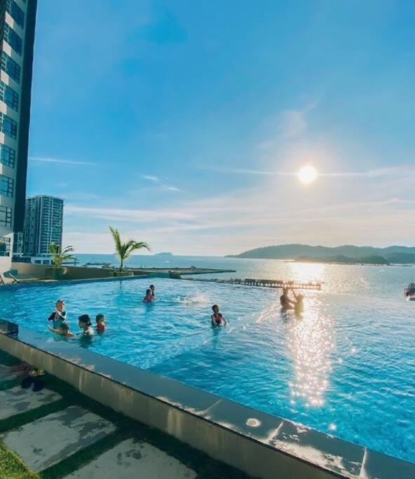 2bedroom Jesselton Quay Sea & Mountain View4-5pax Apartment Kota Kinabalu